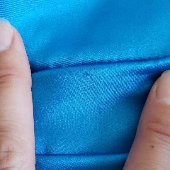 Le Chateau cocktail dress 👗 - Picture 3 of 4